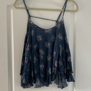 Flowy Pattern Tank